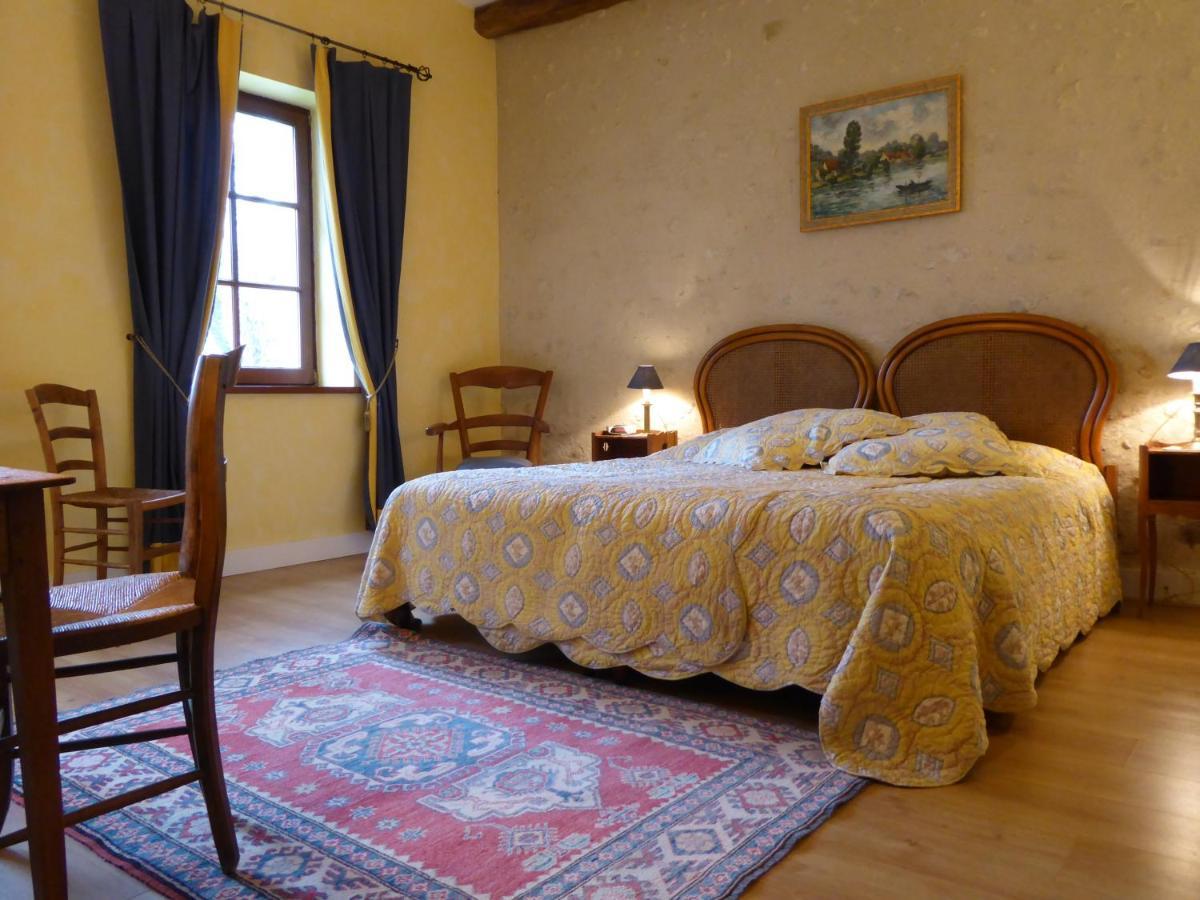 Moulin Du Fief Gentil Bed & Breakfast Blere Exterior photo
